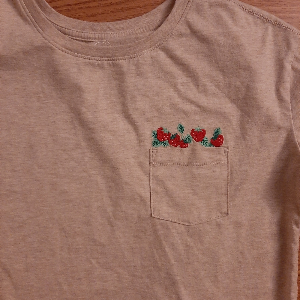 Wonder Nation Strawberry Pocket Tee Size XXL (Girls) - Picture 2 of 3